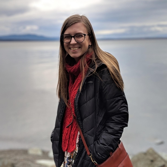 Meet your Posher, Molly - Picture 1 of 1